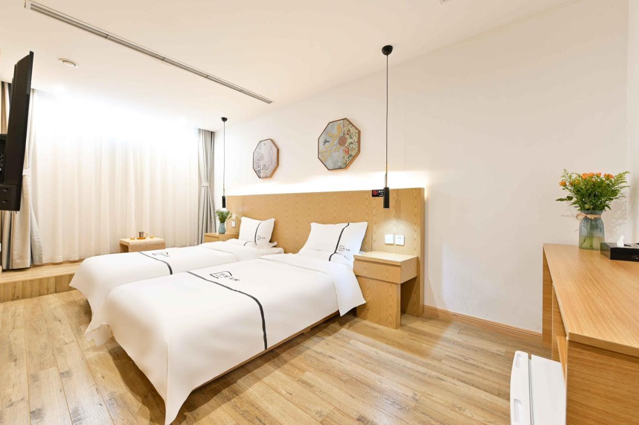 Xingshe Alley Courtyard Hotel Beijing Wangfujing Forbidden City Branch - Breakfast Included & English Speaking Reception & Free Wifi And Laundry Room & Hutong Culture & Cat-Keeping & Flower-Growing Terrace & One Day Tour Service & Free Coffee Eksteriør billede