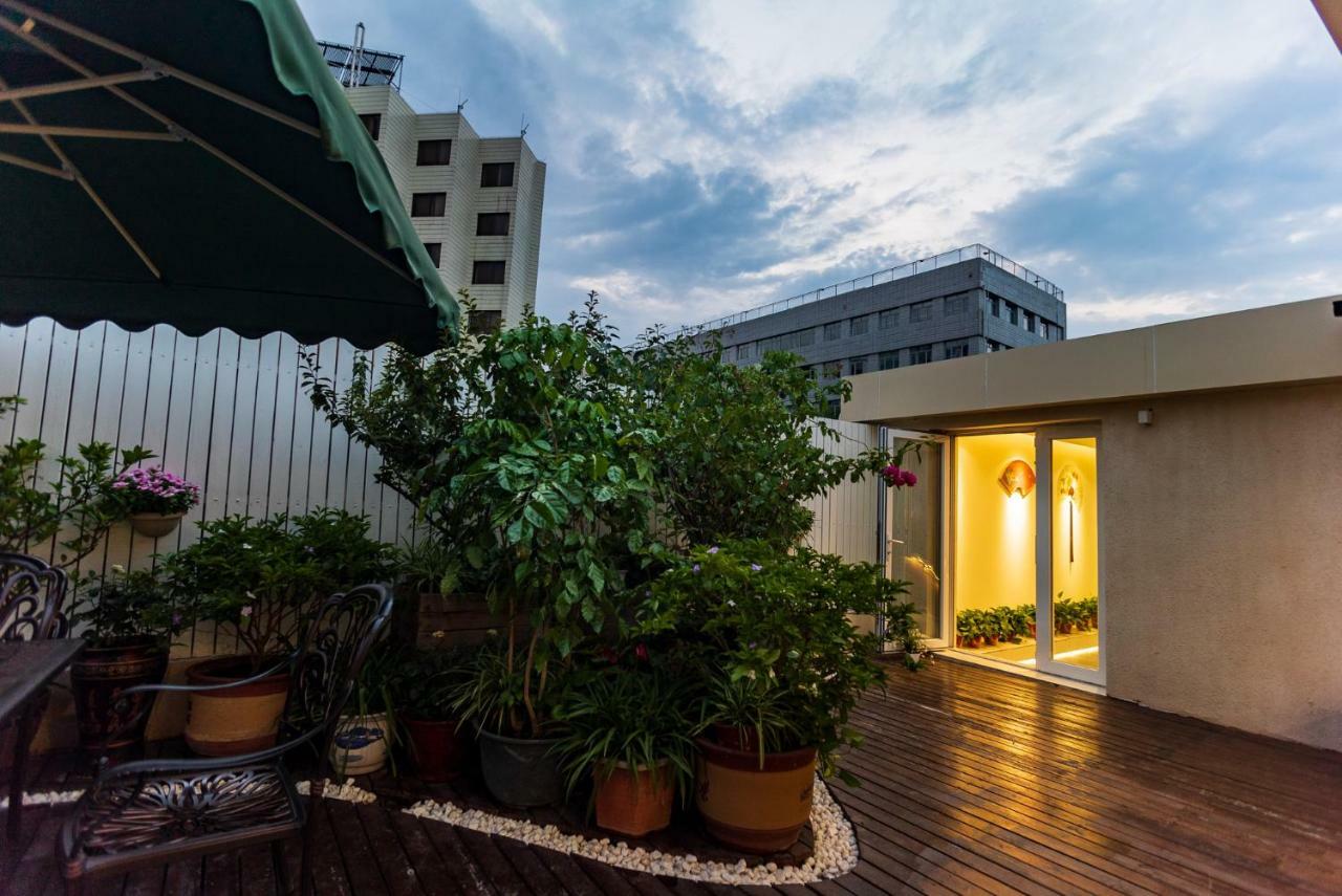 Xingshe Alley Courtyard Hotel Beijing Wangfujing Forbidden City Branch - Breakfast Included & English Speaking Reception & Free Wifi And Laundry Room & Hutong Culture & Cat-Keeping & Flower-Growing Terrace & One Day Tour Service & Free Coffee Eksteriør billede